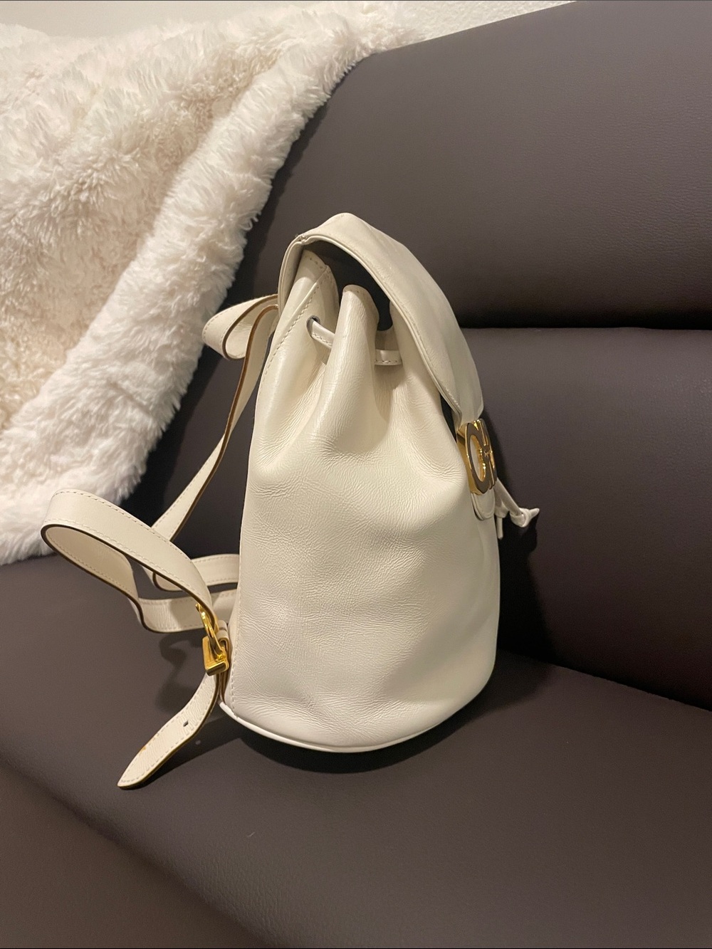 Salvatore Ferragamo Leather Backpack with Gold Gancini - Picture 5 of 16
